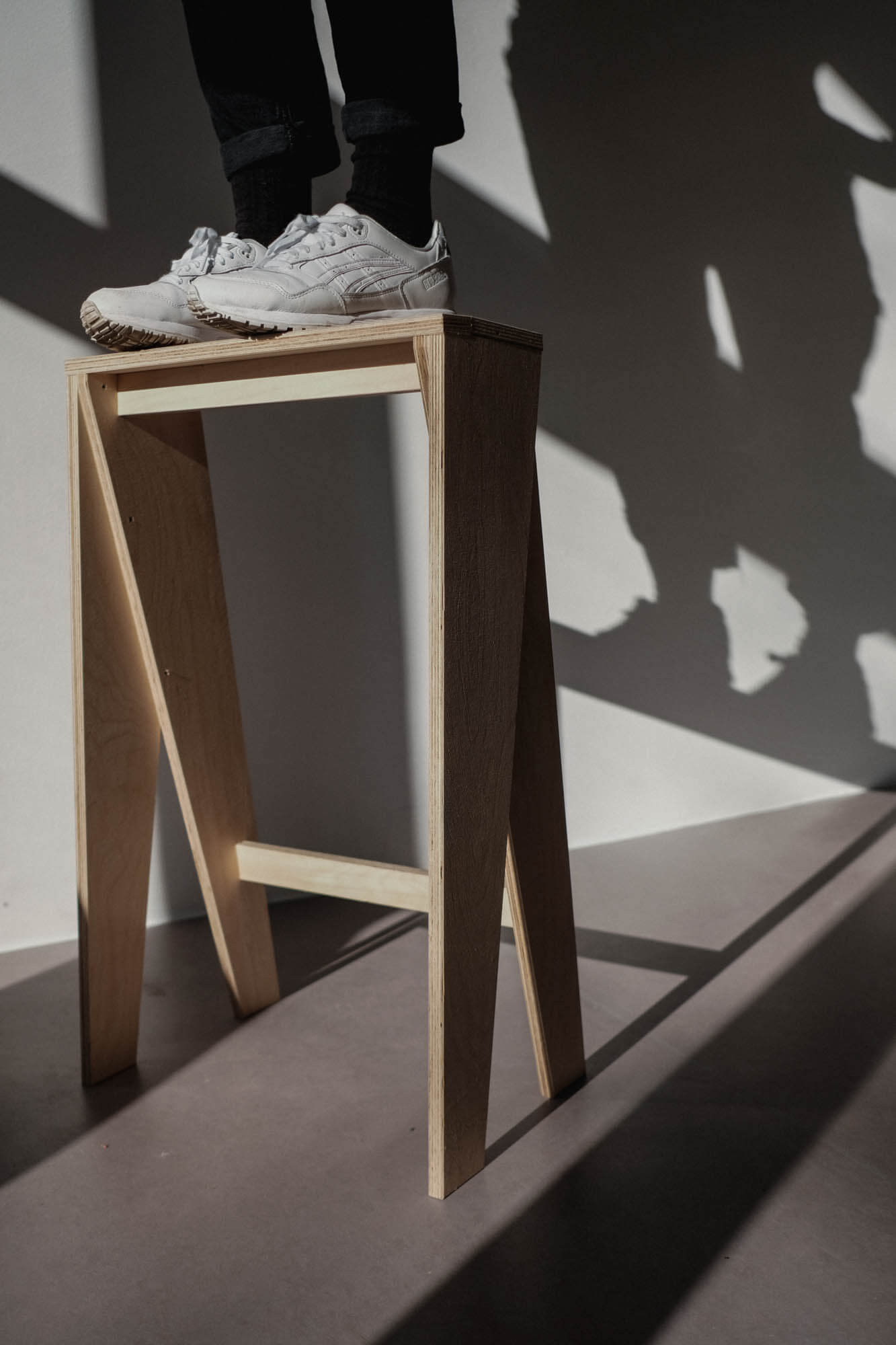 juna-stool-web-13